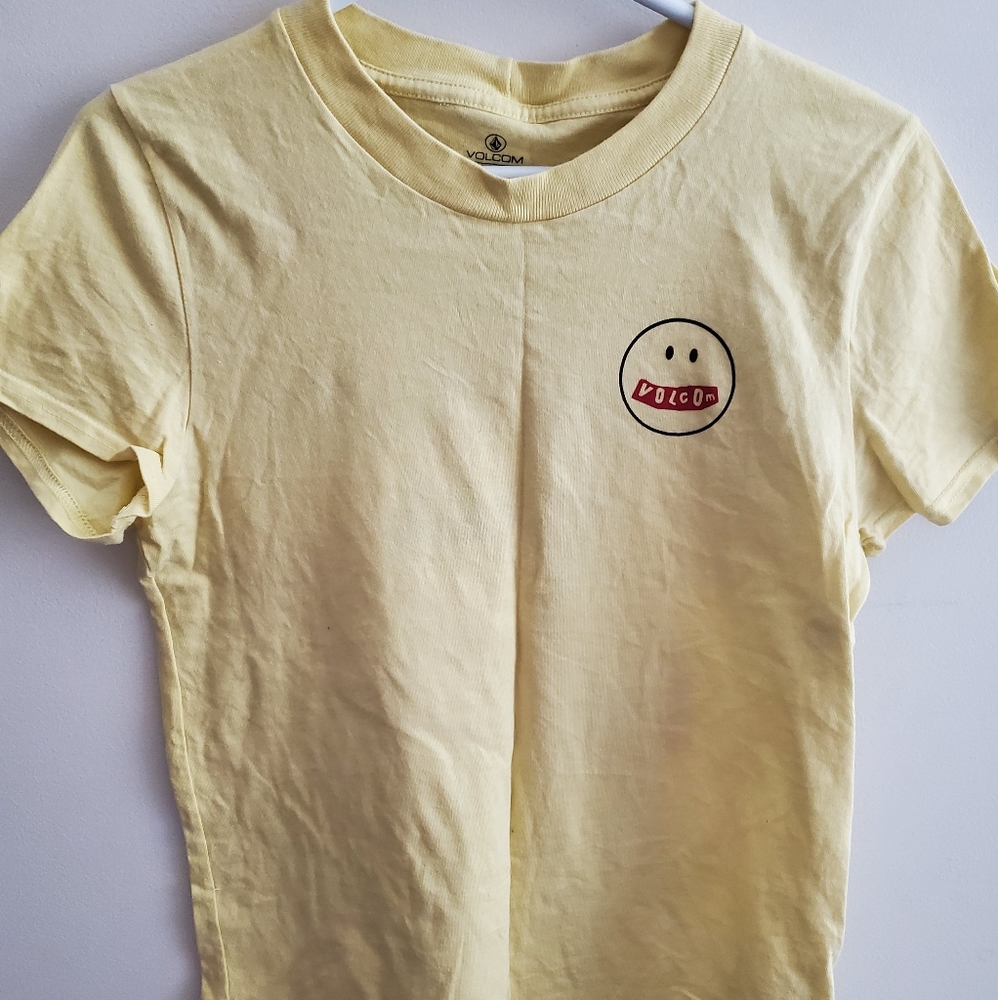 Volcolm t shirt
